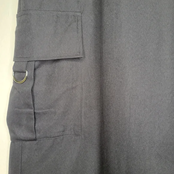 PrettyLittleThing Shape Black Buckle Detail Cargo Wide Leg Pants, Size 14 - Picture 9 of 16